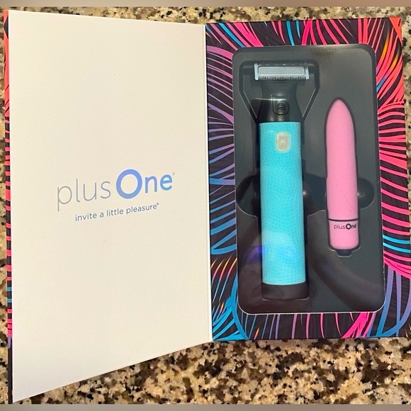 Plus One Razor Set for Women - Picture 10 of 12
